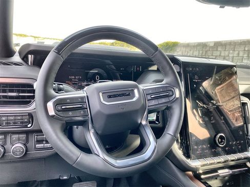 New 2026 GMC Yukon XL Denali w/ Advanced Technology Package image 20