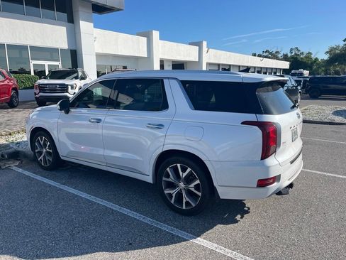 Used 2021 Hyundai Palisade Limited FWD image 3
