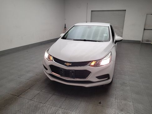 Used 2017 Chevrolet Cruze LS FWD image 15