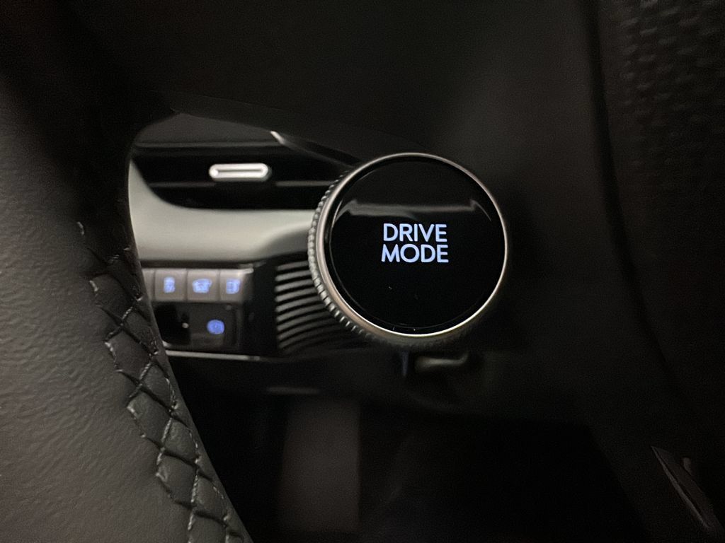 New 2026 Hyundai Ioniq 5 SEL AWD/4WD image 23