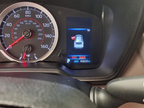 Used 2022 Toyota Corolla Cross L FWD image 21