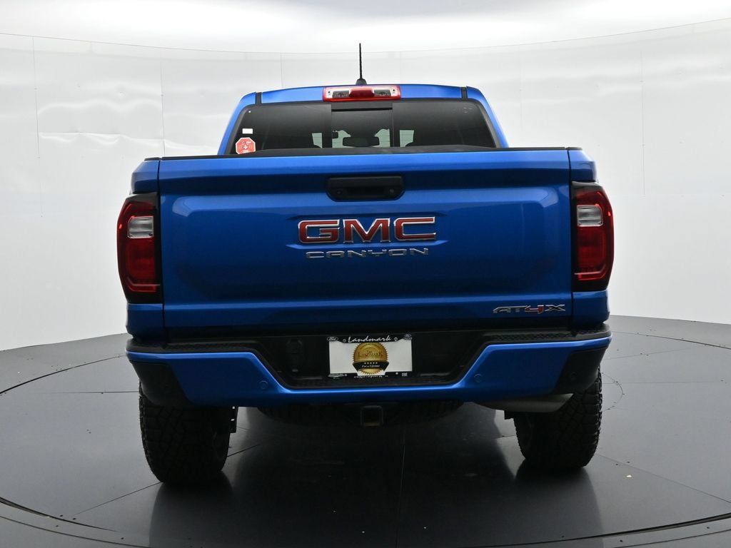 Used 2024 GMC Canyon AT4X AWD/4WD image 7