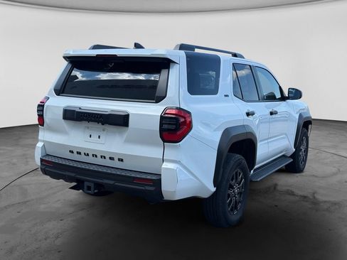 Used 2025 Toyota 4Runner 4WD image 9