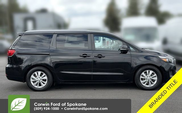 Used 2018 Kia Sedona LX w/ LX Essentials Premium Package FWD image 10