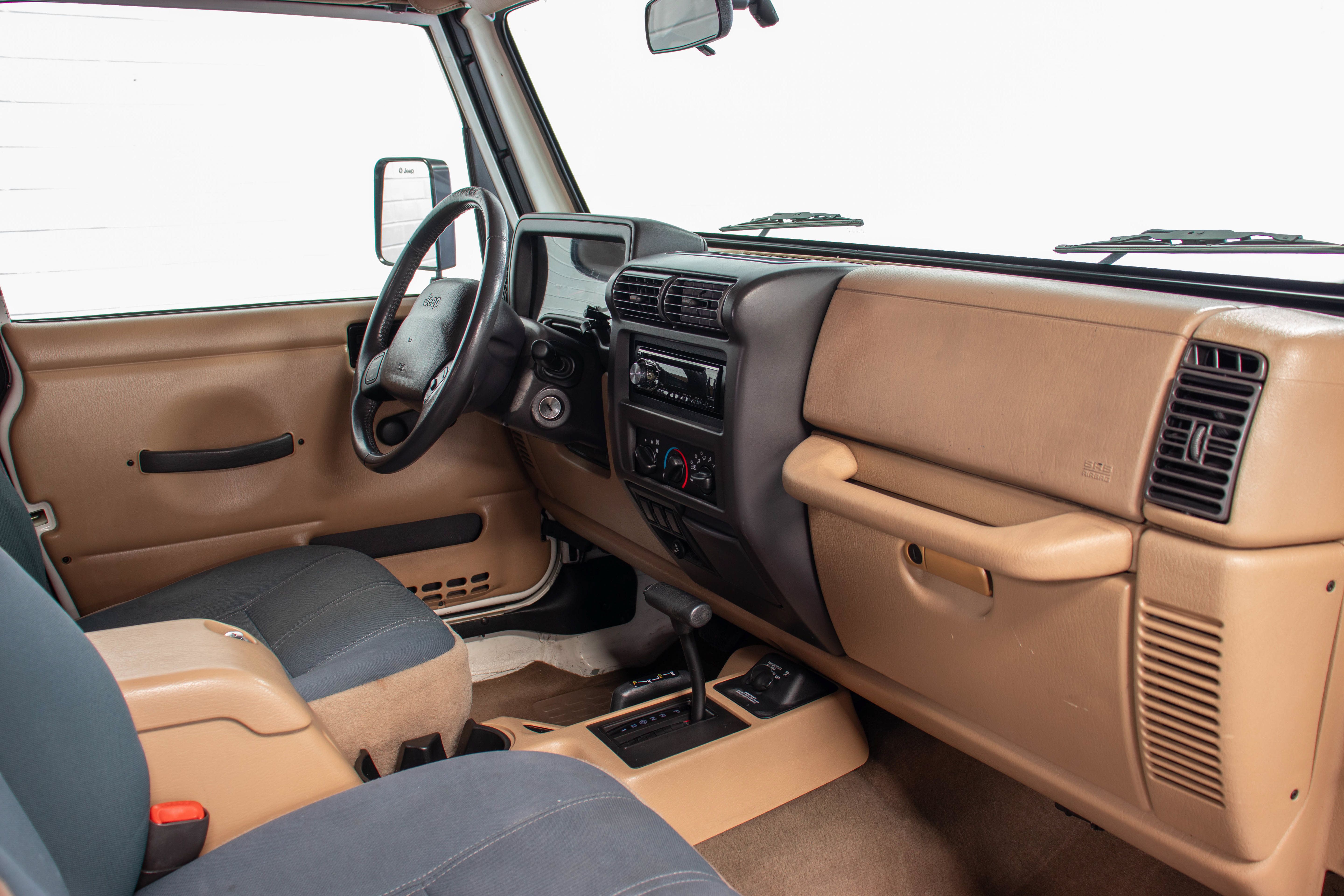 Used 2002 Jeep Wrangler Sahara AWD/4WD image 16