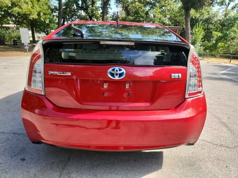 Used 2012 Toyota Prius Two FWD image 6