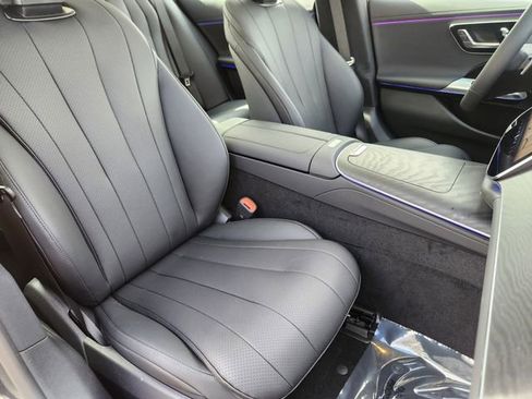 Used 2026 Mercedes-Benz E 350 4MATIC Sedan image 21