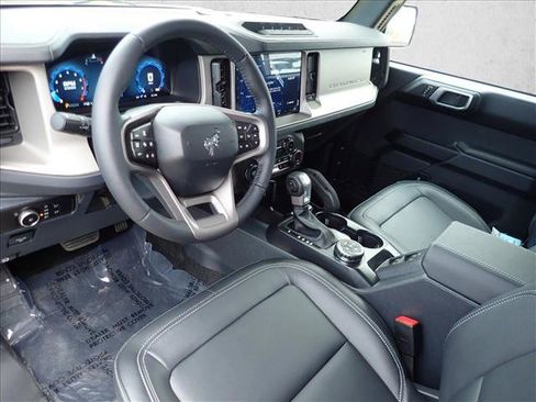 New 2026 Ford Bronco Outer Banks w/ Sasquatch Package AWD/4WD image 10