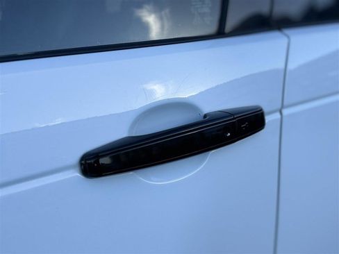 Used 2020 Land Rover Discovery HSE Luxury AWD/4WD image 14