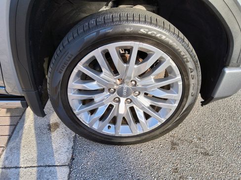 Used 2019 GMC Sierra 1500 Denali w/ Denali Ultimate Package image 46