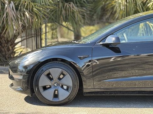 Used 2023 Tesla Model 3 Standard Range image 10