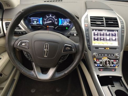 Used 2019 Lincoln MKZ Reserve FWD image 22