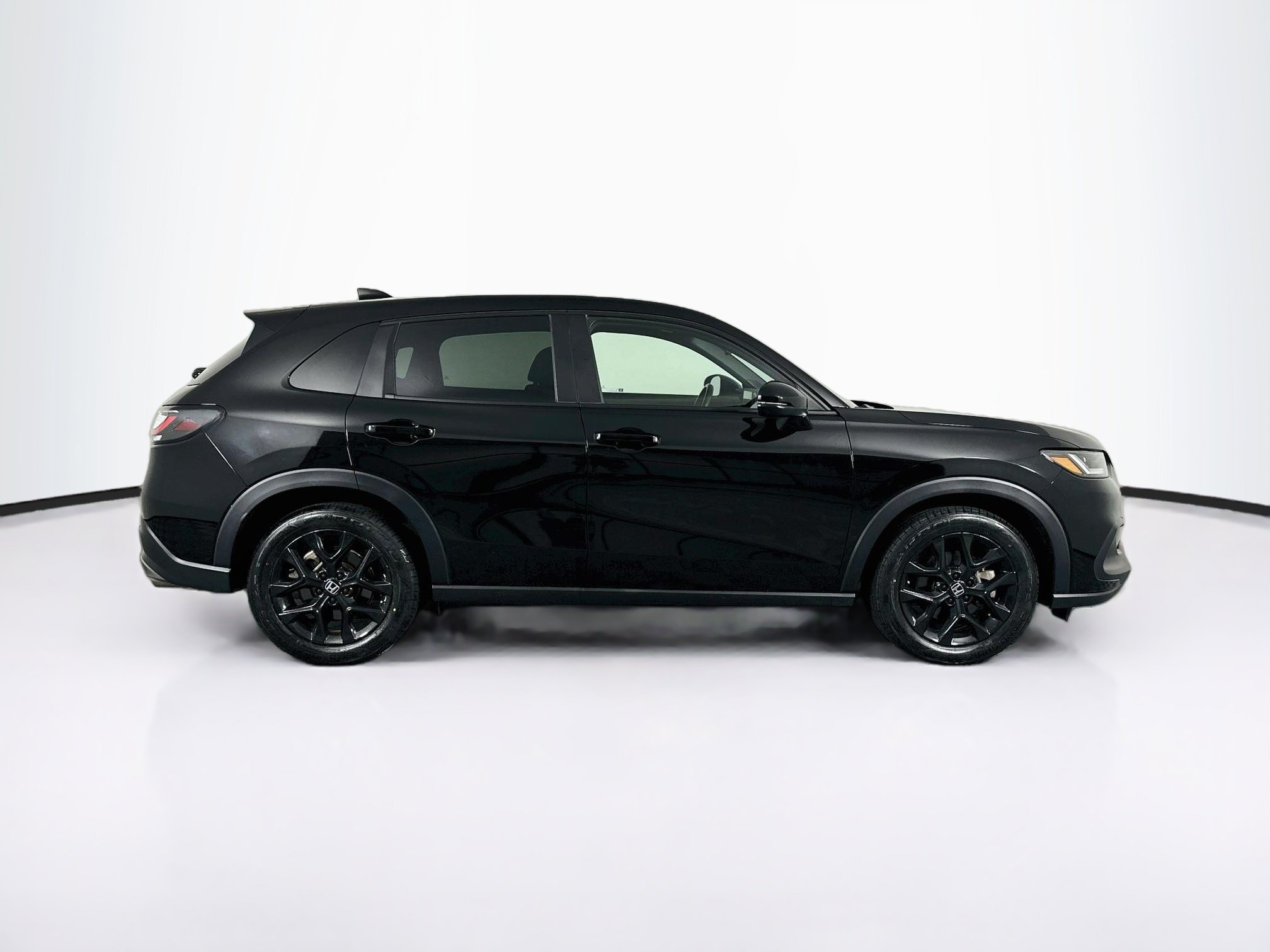 Used 2025 Honda HR-V Sport image 10
