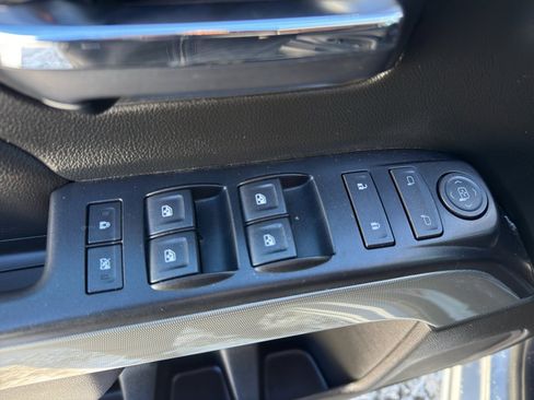 Used 2018 Chevrolet Silverado 1500 LT w/ All Star Edition image 13