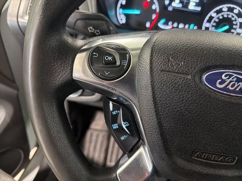 Used 2020 Ford Transit Connect XL FWD image 18