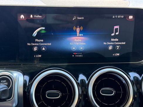 Used 2021 Mercedes-Benz GLB 250 image 19