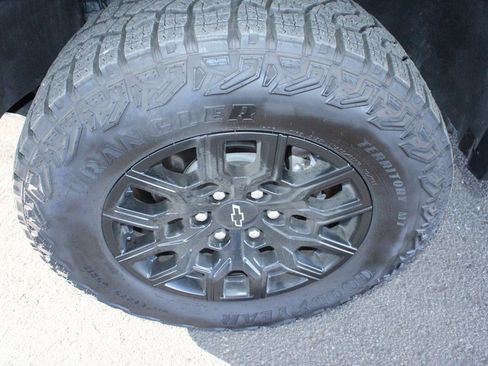 Used 2023 Chevrolet Colorado Trail Boss w/ LPO, Skid Plate Package image 65