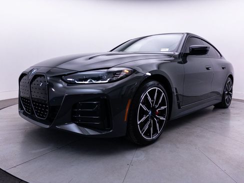 Used 2024 BMW i4 eDrive40 w/ M Sport Package RWD image 17
