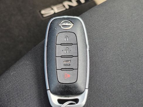 Used 2025 Nissan Sentra SV FWD image 27