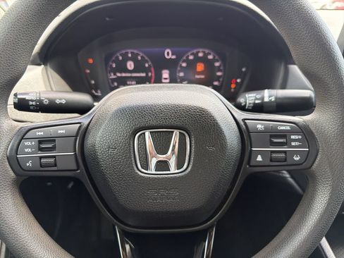 Used 2025 Honda Accord SE image 30