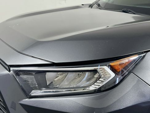Used 2021 Toyota RAV4 XLE Premium FWD image 10