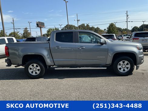 Used 2020 Chevrolet Colorado W/T w/ WT Convenience Package RWD image 6