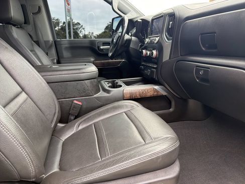 Used 2021 GMC Sierra 2500 Denali w/ Denali Ultimate Package AWD/4WD image 16