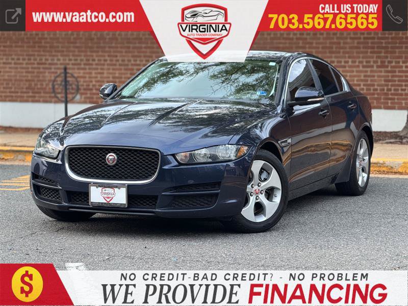 Used 2017 Jaguar XE RWD image 2