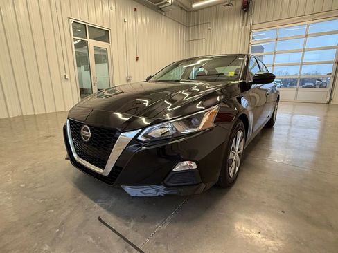 Used 2020 Nissan Altima 2.5 S image 8
