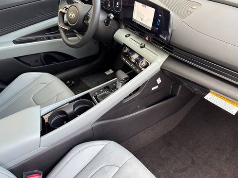 New 2026 Hyundai Elantra Limited image 12