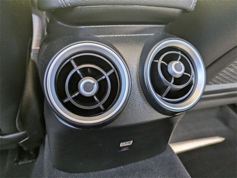 Used 2021 Alfa Romeo Giulia Ti image 24