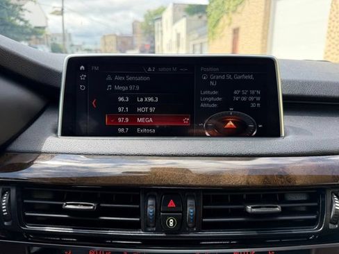 Used 2018 BMW X5 xDrive40e AWD/4WD image 32