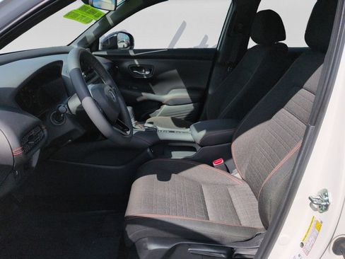 Certified 2024 Honda HR-V Sport image 15