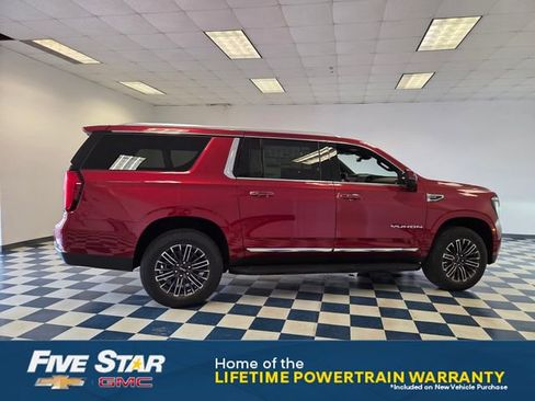 New 2026 GMC Yukon XL Elevation w/ Elevation Premium Package RWD image 9
