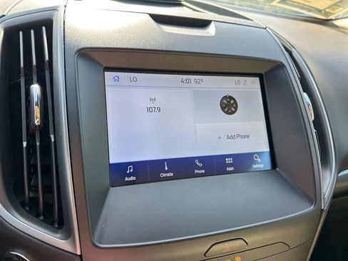 Used 2020 Ford Edge SE FWD image 32