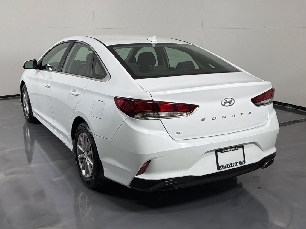 Used 2019 Hyundai Sonata SE w/ Cargo Package FWD image 7