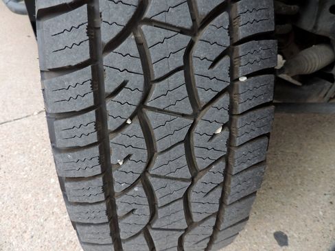 Used 2023 Nissan Titan SV w/ Accessory Utility Package image 14