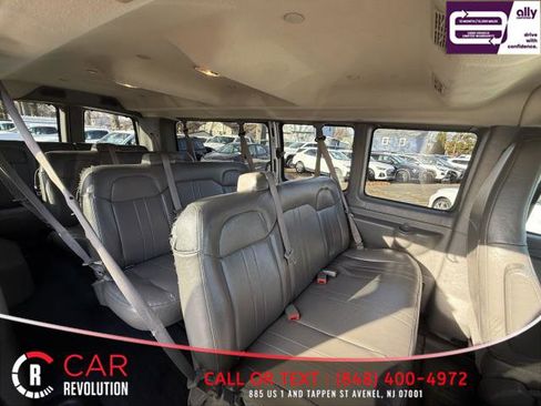 Used 2022 Chevrolet Express 3500 LS image 9