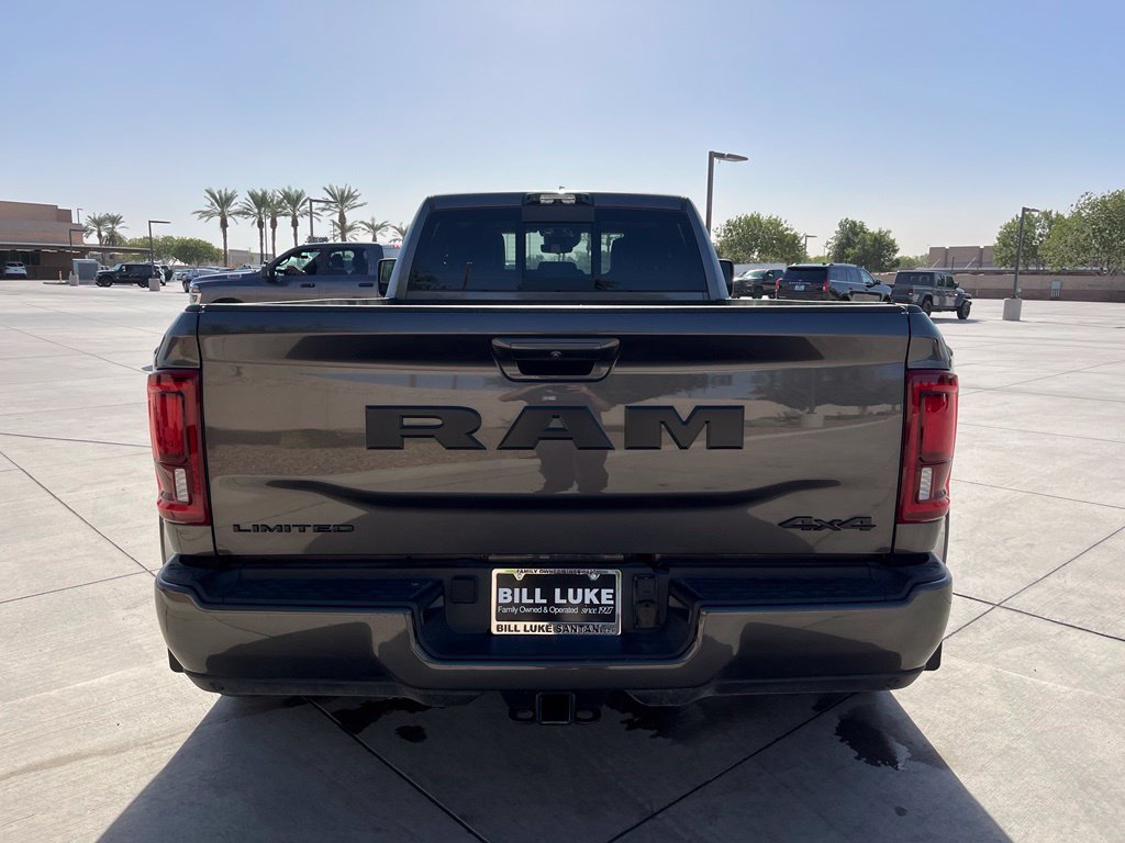 Used 2025 RAM 3500 Limited AWD/4WD image 6