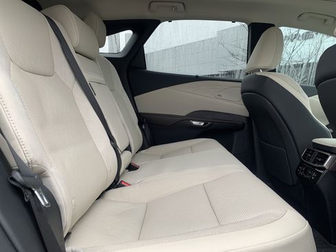 Used 2026 Lexus RX 450h AWD w/ Convenience Package image 33