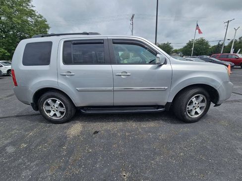 Used 2010 Honda Pilot Touring image 7