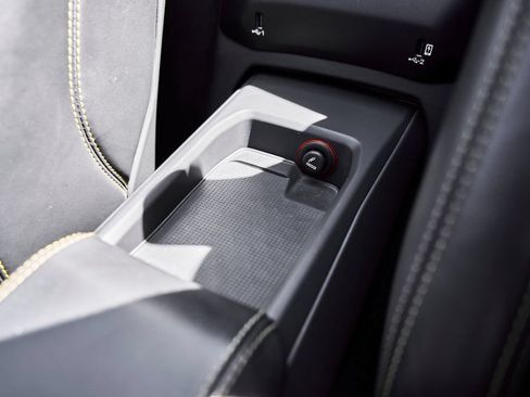 Used 2023 Lamborghini Huracan EVO RWD image 52
