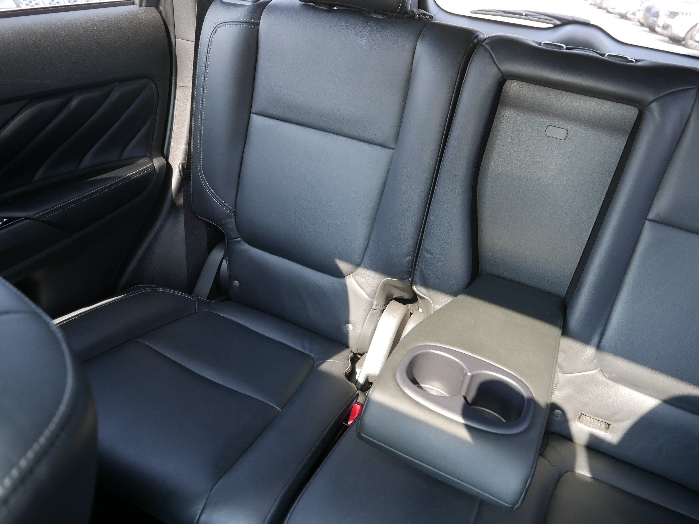 Used 2019 Mitsubishi Outlander GT AWD/4WD image 12