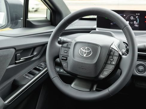 New 2026 Toyota C-HR AWD/4WD image 13