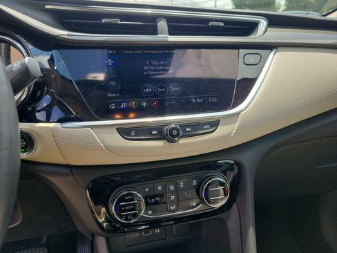 Used 2020 Buick Encore GX Essence FWD image 26
