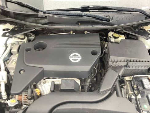 Used 2014 Nissan Altima 2.5 SV image 8