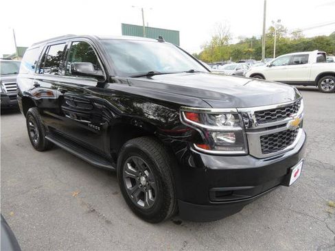 Used 2018 Chevrolet Tahoe LS w/ Skid Plate Package image 29