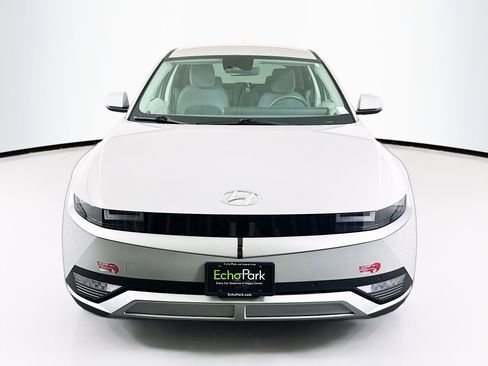 Used 2024 Hyundai Ioniq 5 SEL RWD image 2