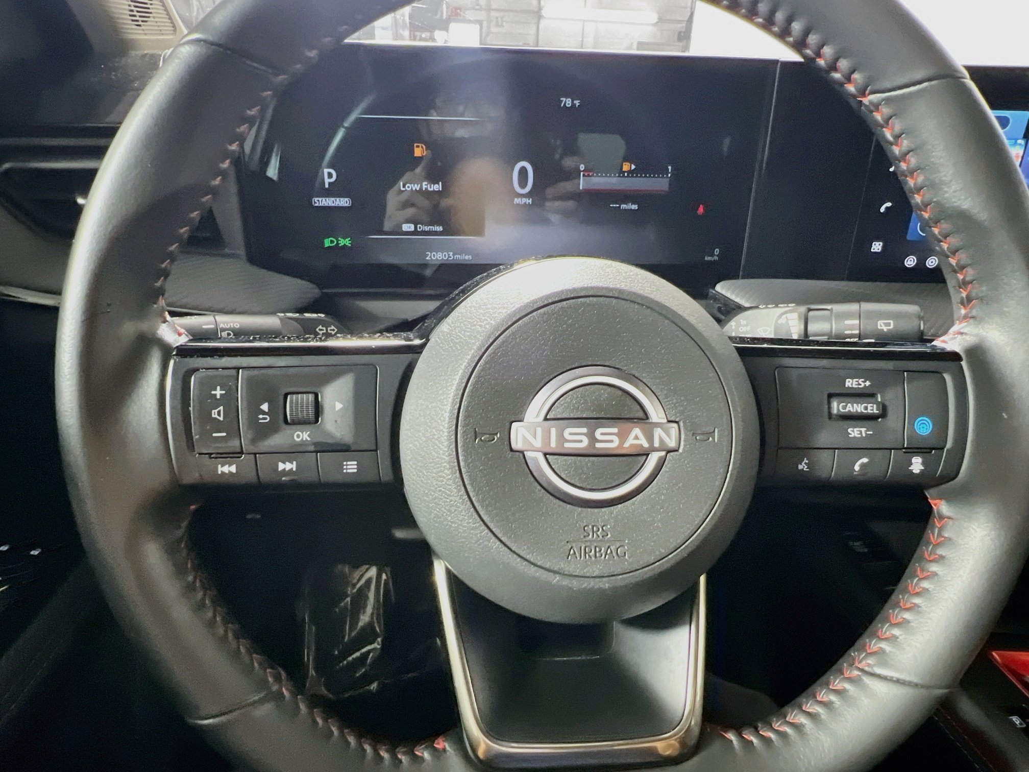Used 2026 Nissan Kicks SR w/ Cold Weather Package FWD image 18
