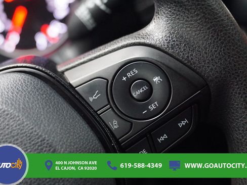 Used 2019 Toyota RAV4 XLE AWD/4WD image 20